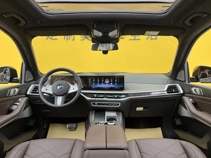 BMW X5 2024 xDrive 40Li Luxury Black Flame Limited Edition — миниатюра 32