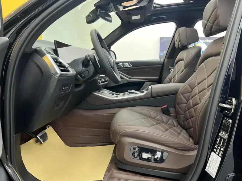 BMW X5 2024 xDrive 40Li Luxury Black Flame Limited Edition — миниатюра 35