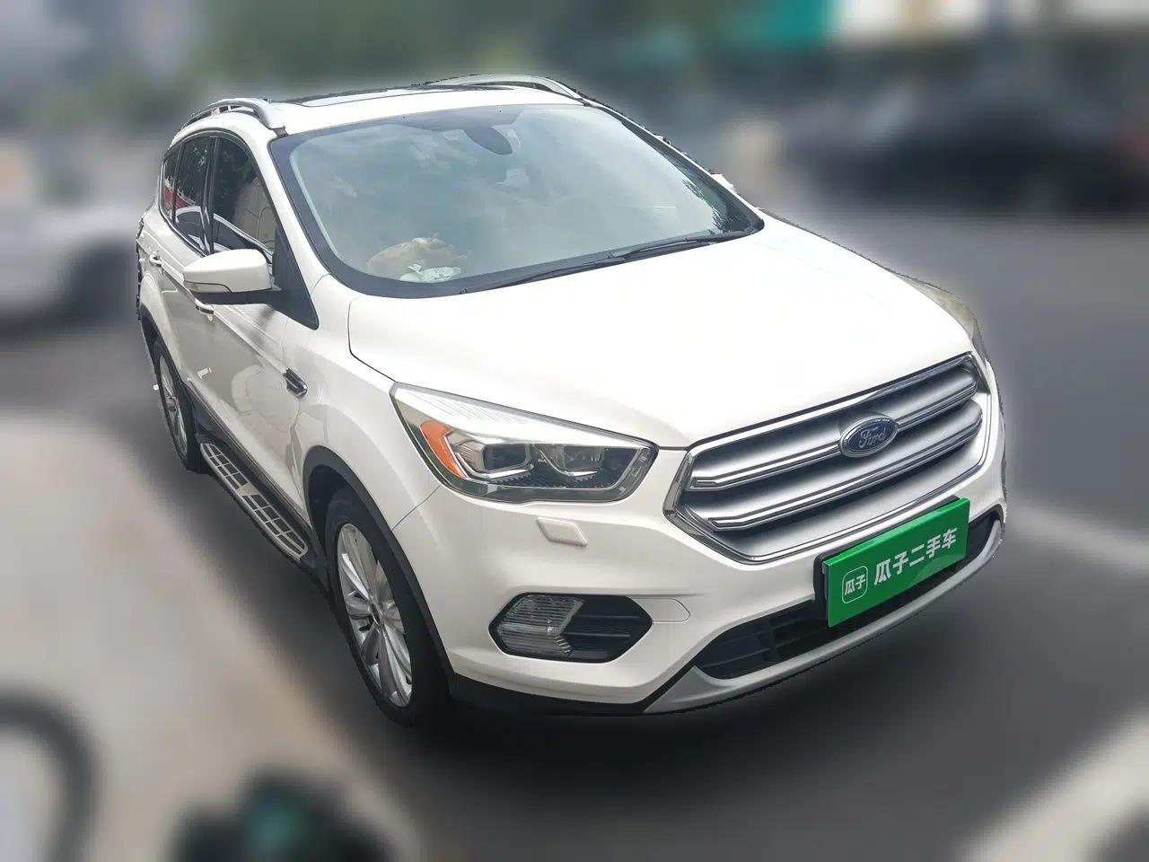 Ford Kuga 2018 EcoBoost 245 Four-Wheel Drive Luxury Wing Model — миниатюра 3