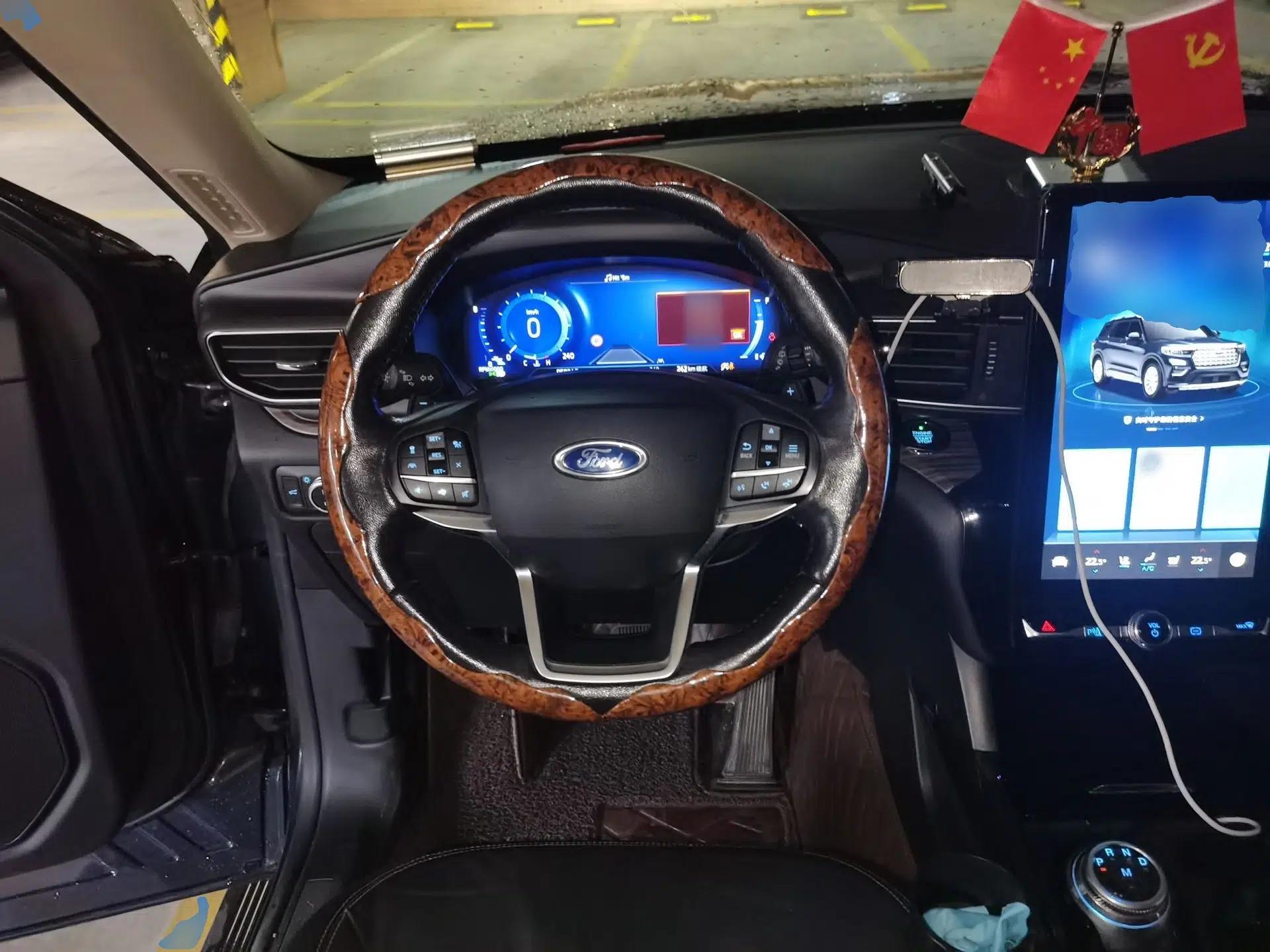 Ford Explorer 2020 EcoBoost 285 4x4 Titanium Edition 6 Seats — миниатюра 10