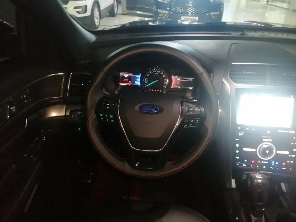 Ford Explorer 2018 2.3T Elite Edition — миниатюра 13