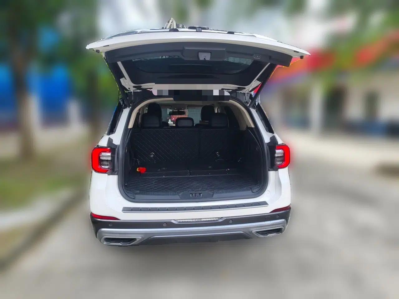 Ford Explorer 2023 EcoBoost 285 Four-Wheel Drive Titanium Edition 7-Seater — миниатюра 19