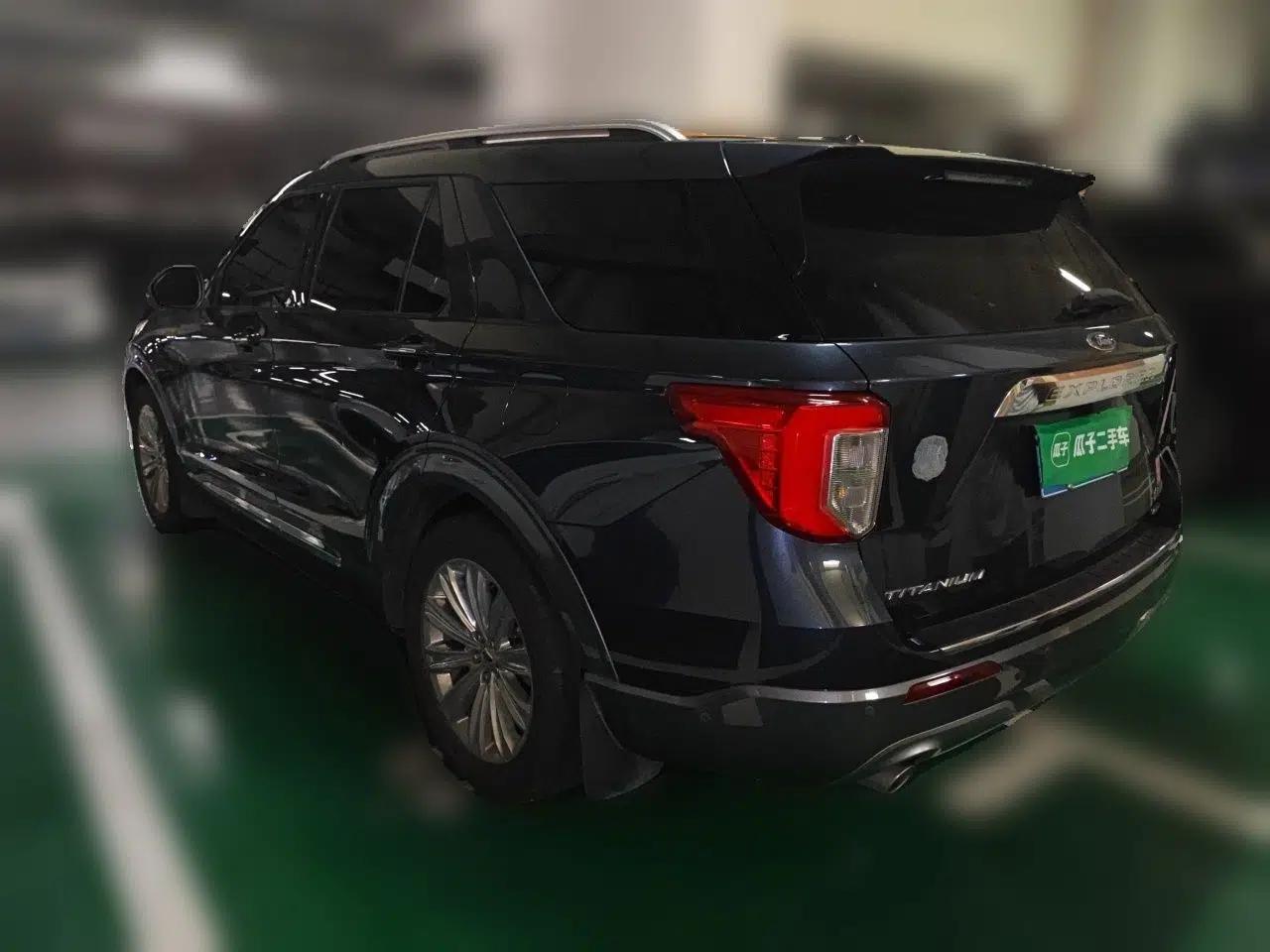 Ford Explorer 2020 EcoBoost 285 4x4 Titanium Edition 7-Seater — миниатюра 4
