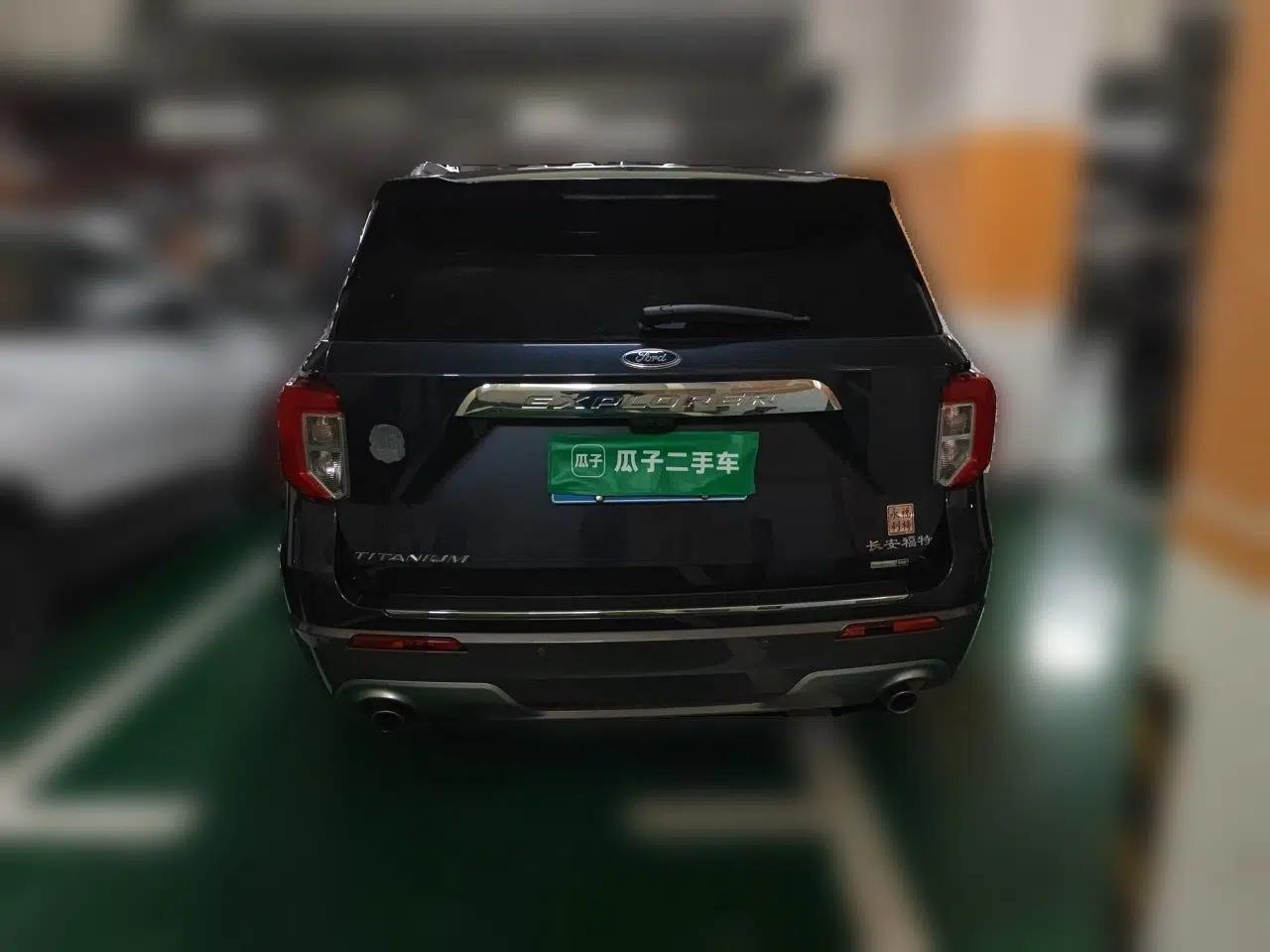 Ford Explorer 2020 EcoBoost 285 4x4 Titanium Edition 7-Seater — миниатюра 5