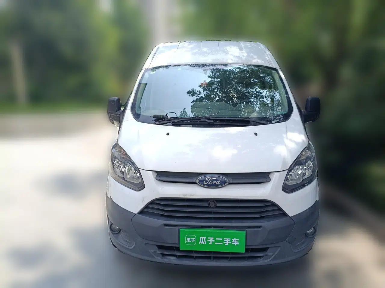 Ford Transit 2017 2.0T Diesel Van Mid-Chassis Mid-Roof China V Standard — миниатюра 2