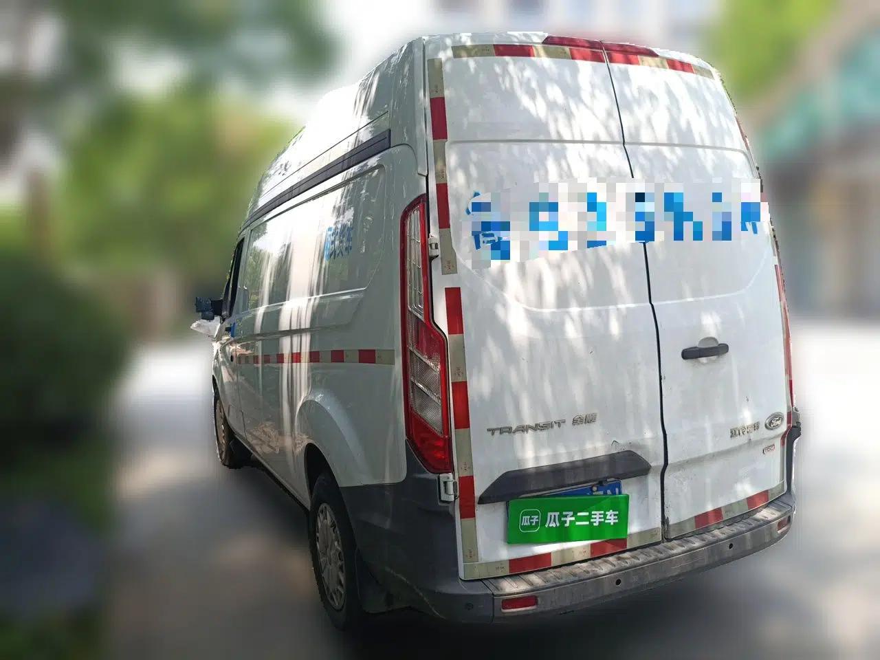 Ford Transit 2017 2.0T Diesel Van Mid-Chassis Mid-Roof China V Standard — миниатюра 4