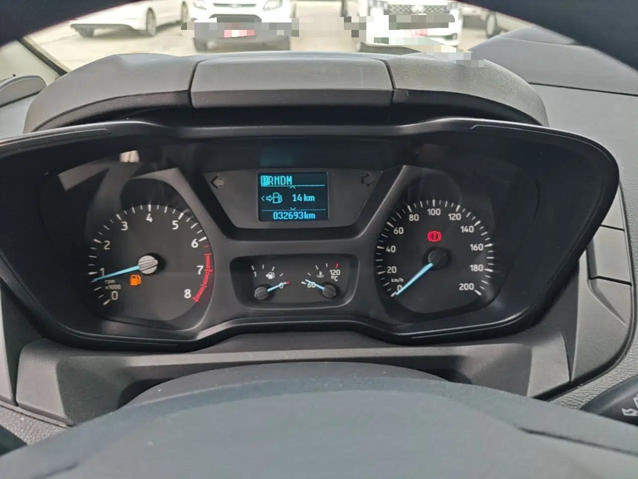 Ford Transit 2019 2.0T Gasoline Automatic Multi-Function Commercial Vehicle Mid-Roof 6-Seater China VI Standard — миниатюра 14