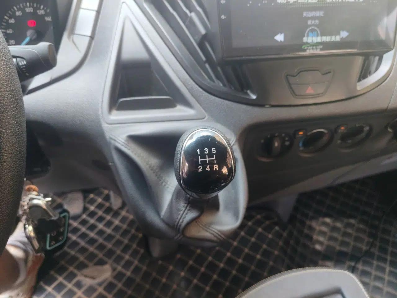 Ford Transit 2019 2.0T Diesel Multi-Purpose Commercial Vehicle Mid-Drive Mid-Roof 6-Seater China VI Standard — миниатюра 14