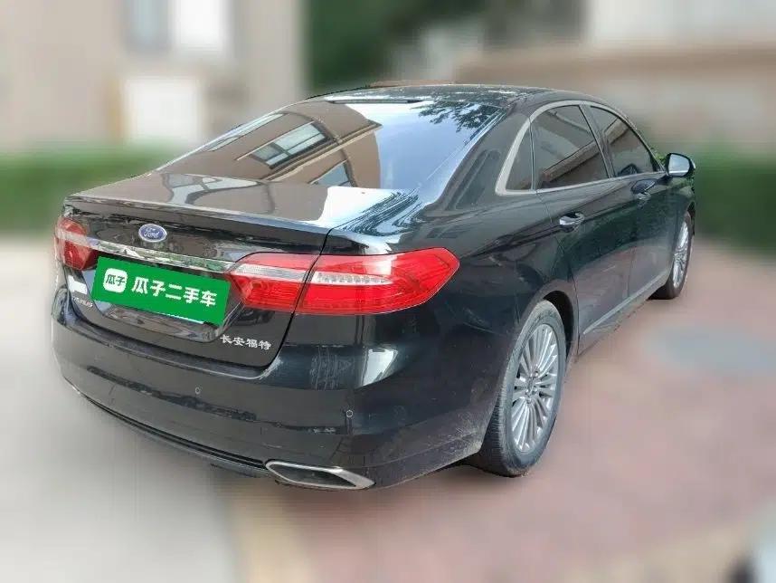 Ford Taurus 2015 EcoBoost 245 Luxury Model — миниатюра 6