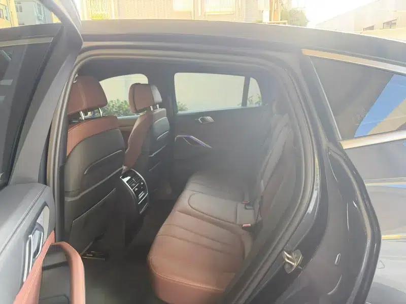 BMW X6 2021 xDrive40i Luxury M Sport Package — миниатюра 11