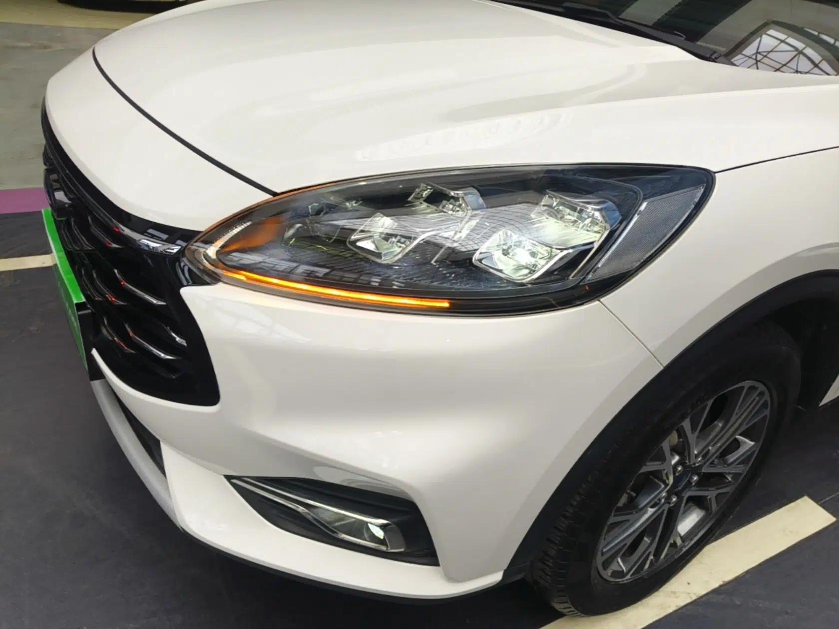 Ford Escape 2020 EcoBoost 245 Two-Wheel-Drive Titanium Edition — миниатюра 8