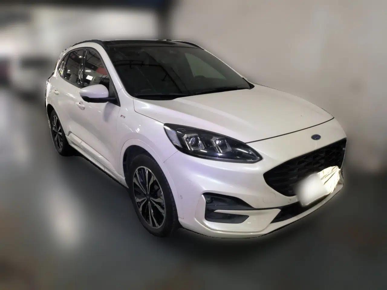 Ford Escape 2020 EcoBoost 245 Four-Wheel Drive ST-LINE Deluxe Edition — миниатюра 3