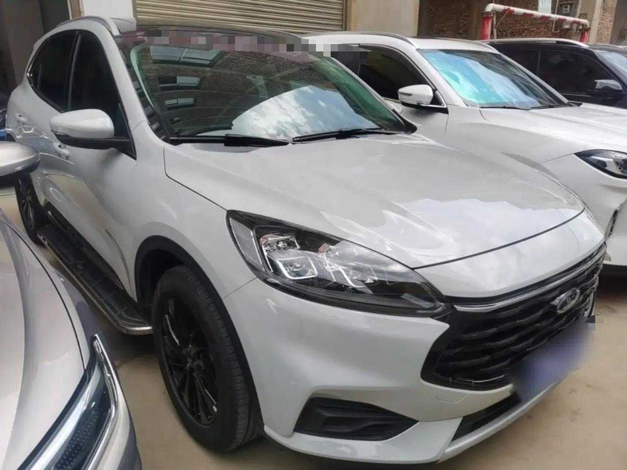Ford Escape 2024 EcoBoost 245 Four-Wheel Drive Prestige Model — миниатюра 3