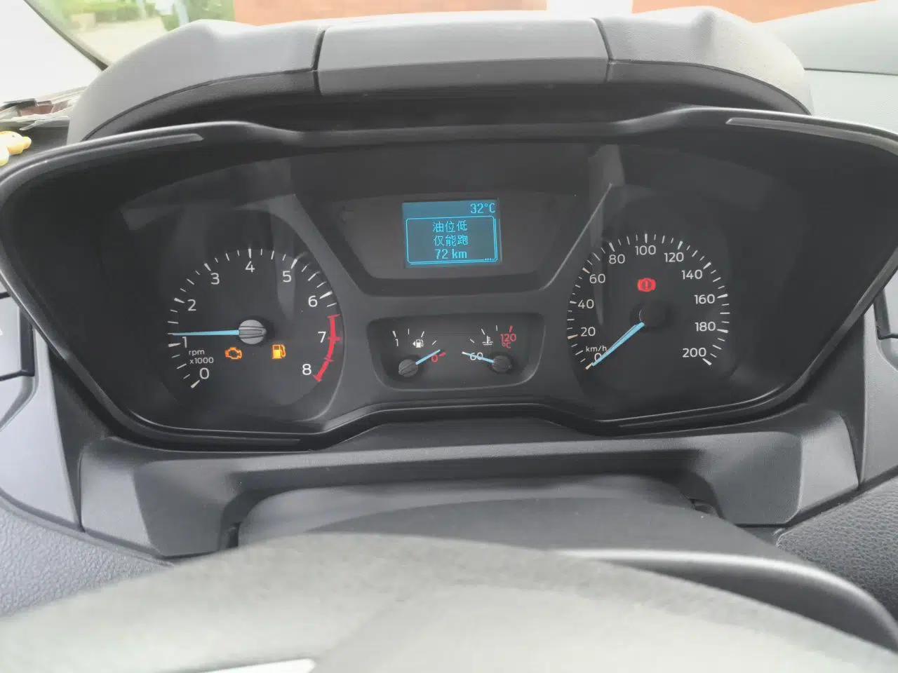 Ford Tourneo Custom 2016 2.0T Manual Elite Version — миниатюра 11