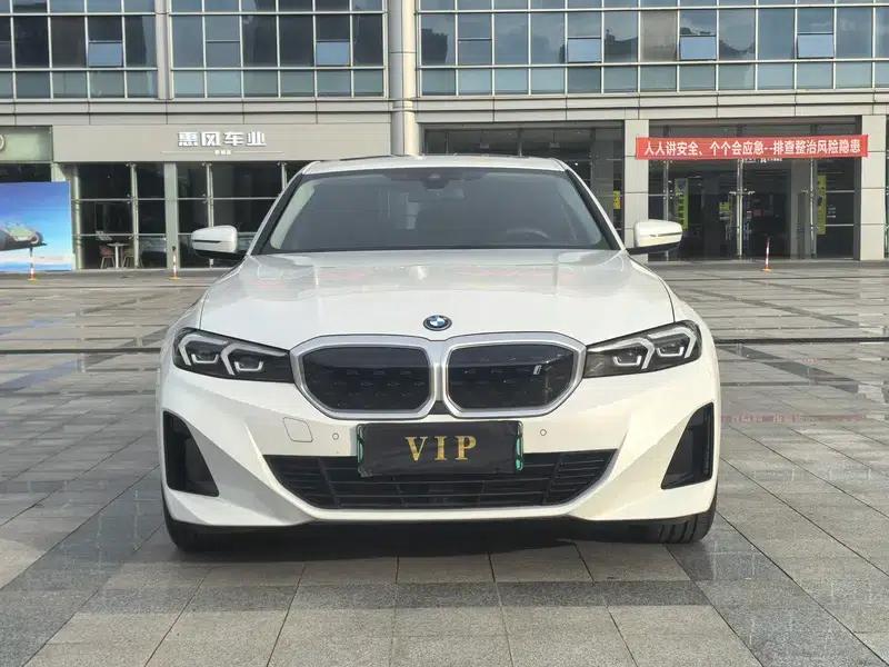 BMW i3 2023 eDrive35L — миниатюра 2
