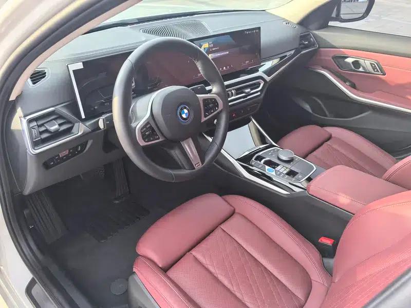 BMW i3 2023 eDrive35L — миниатюра 11