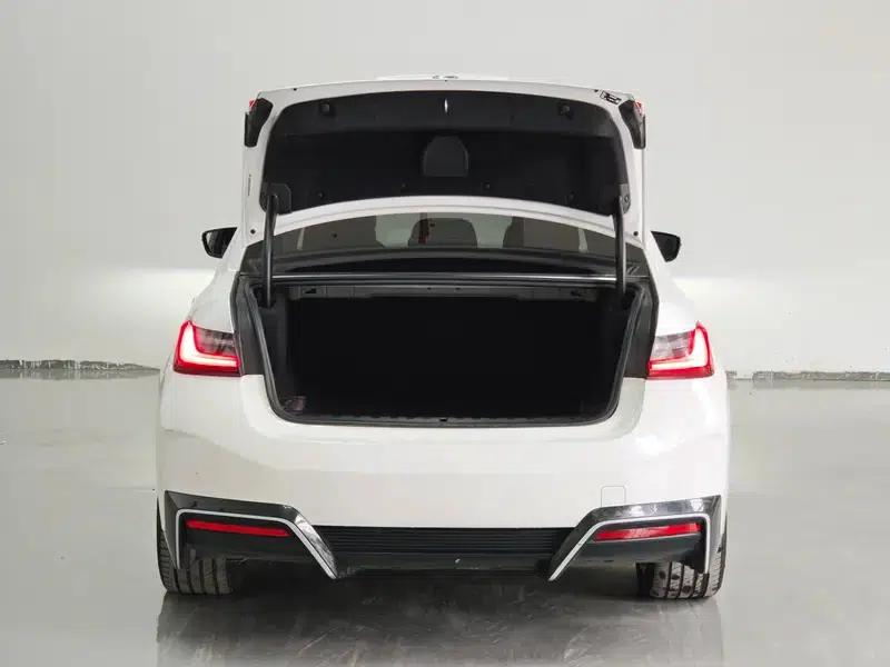 BMW i3 2023 eDrive35L — миниатюра 17