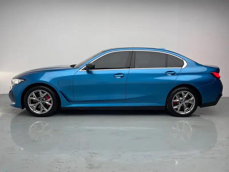 BMW i3 2022 eDrive35L — миниатюра 4