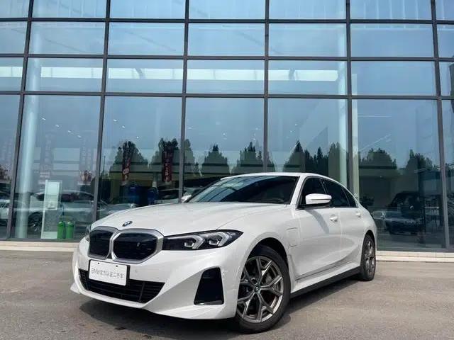 BMW i3 2025 eDrive35L