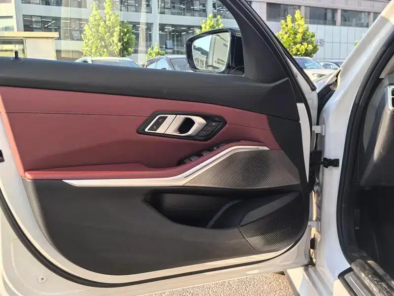 BMW i3 2025 eDrive40L Shadow Edition — миниатюра 7