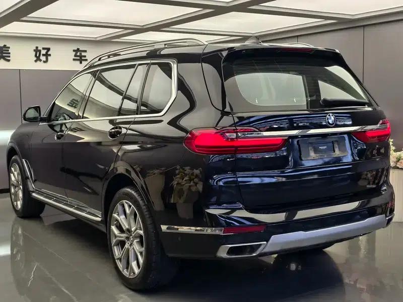 BMW X7 2021 Facelift xDrive40i Leading Luxury Package — миниатюра 4