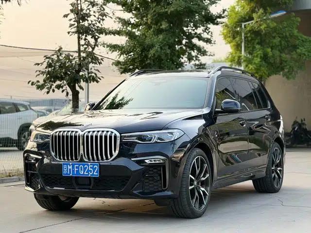 2019 BMW X7 xDrive40i Executive M Sport Package