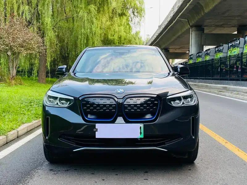 BMW iX3 2021 Leading Edition — миниатюра 2
