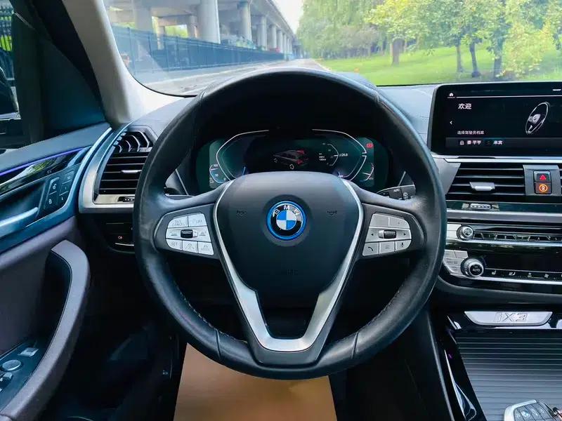 BMW iX3 2021 Leading Edition — миниатюра 11