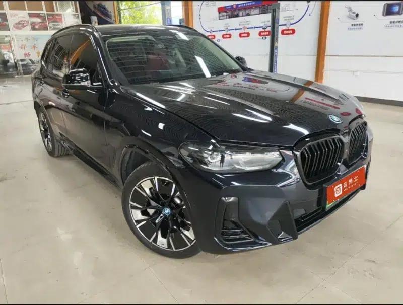 BMW iX3 2024 Pioneer Edition — миниатюра 2