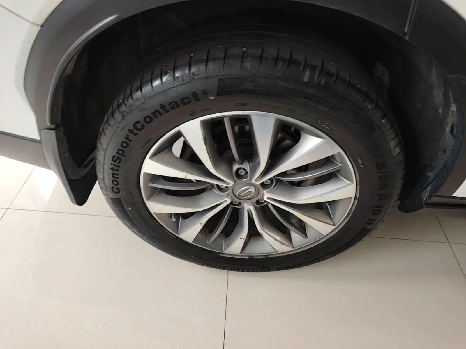 GAC Trumpchi GS8 2017 320T Two-Wheel Drive Luxury Smart Connectivity Version (7 Seats) — миниатюра 11