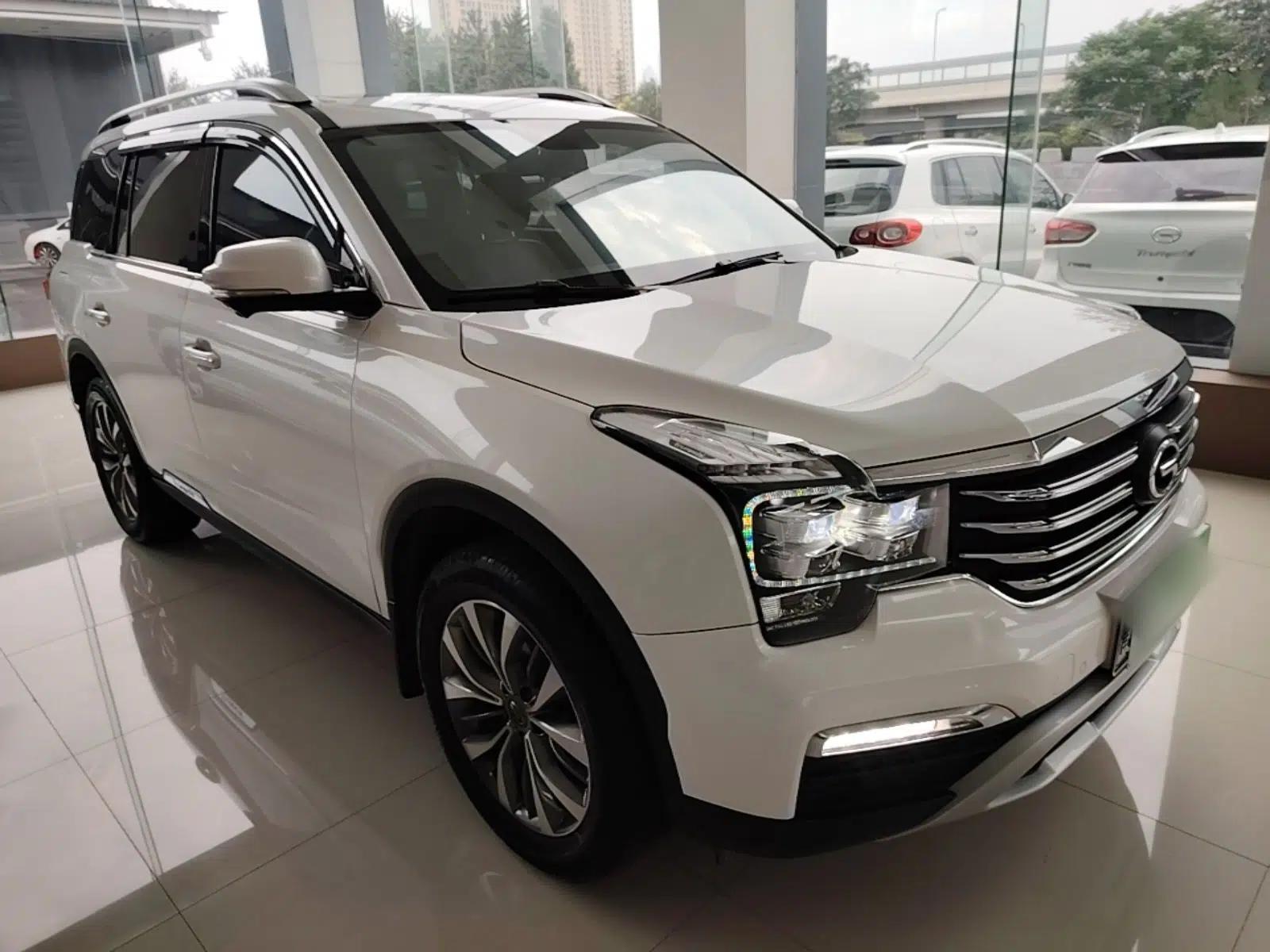GAC Trumpchi GS8 2017 320T Two-Wheel Drive Luxury Smart Connectivity Version (7 Seats) — миниатюра 3