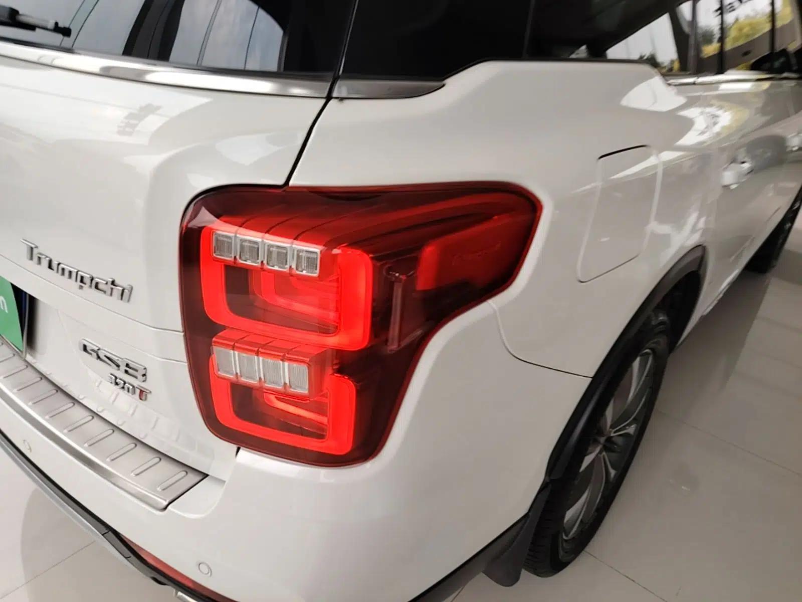 GAC Trumpchi GS8 2017 320T Two-Wheel Drive Luxury Smart Connectivity Version (7 Seats) — миниатюра 9