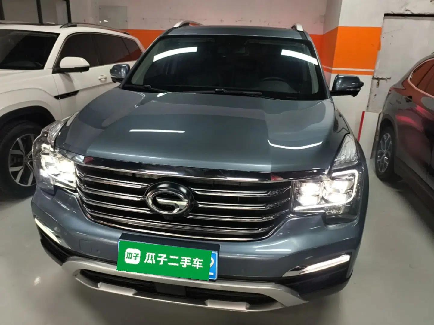 GAC Trumpchi GS8 2017 320T Two-Wheel Drive Luxury Smart Connectivity Version (7 Seats) — миниатюра 2