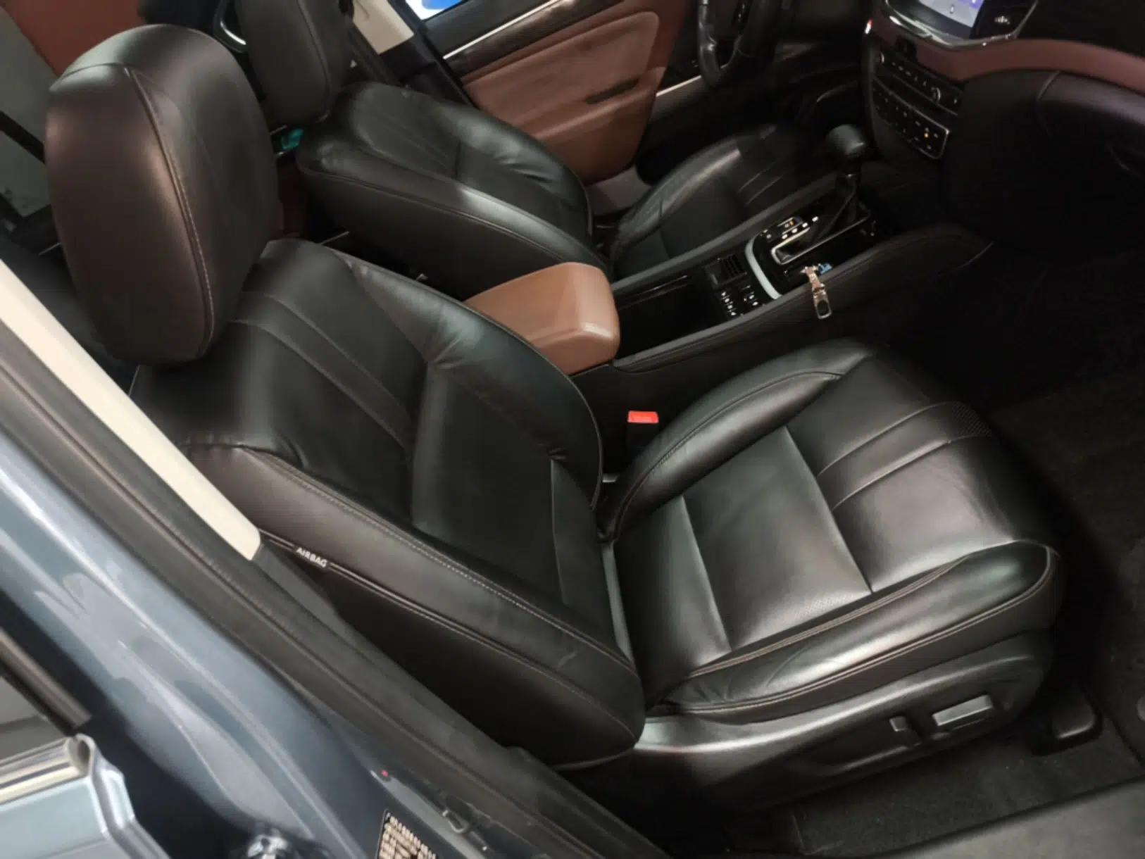 GAC Trumpchi GS8 2017 320T Two-Wheel Drive Luxury Smart Connectivity Version (7 Seats) — миниатюра 24