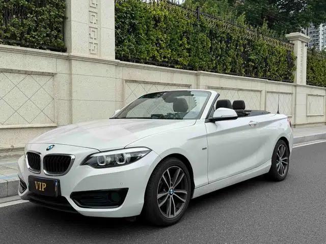 2018 BMW 2 Series (Imported) 220i Convertible Coupe Sport Design Package
