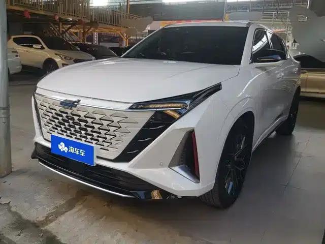 Changan Oushang Z6 2022 Blue Whale 1.5T DCT Smart City Edition