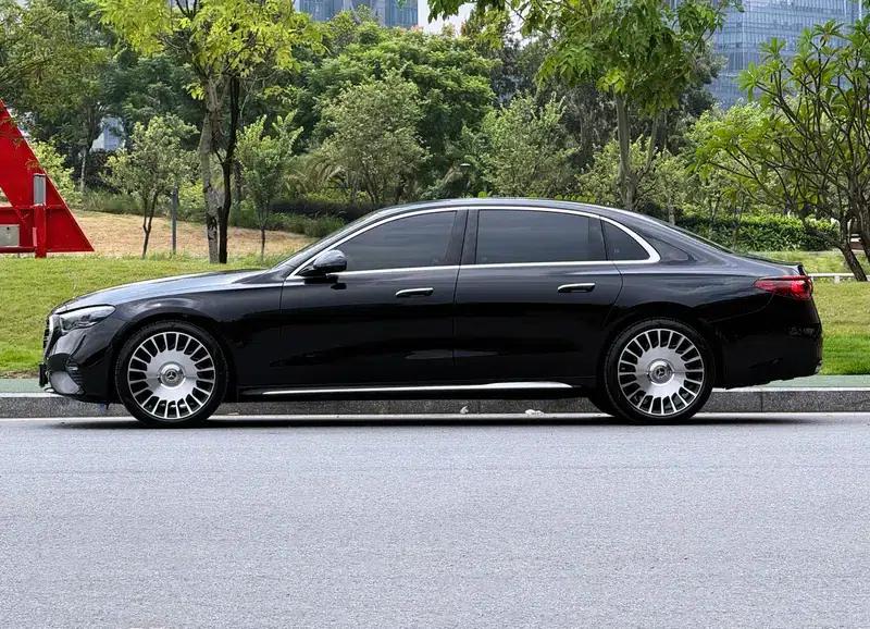 Mercedes-Benz E-Class 2025 E 300 L Premium Sedan — миниатюра 4