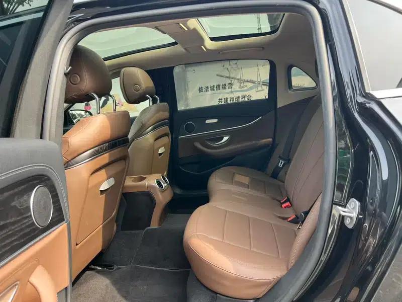 Mercedes-Benz E-Class 2020 E 260 L Sport — миниатюра 13