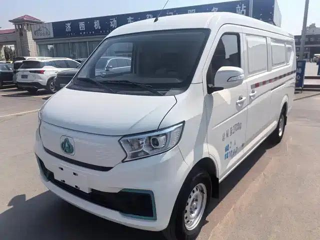 Crossstar V7 EV 2023 Model 250km/h Intelligent Comfort 2-Seater with Double Doors