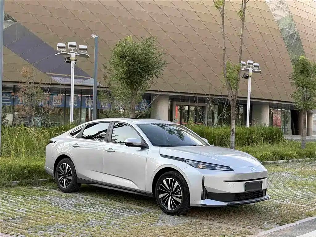 Changan Qiyuan A05 Classic 2025 Model - Truly Delicious Edition 70 Superior Type — миниатюра 3
