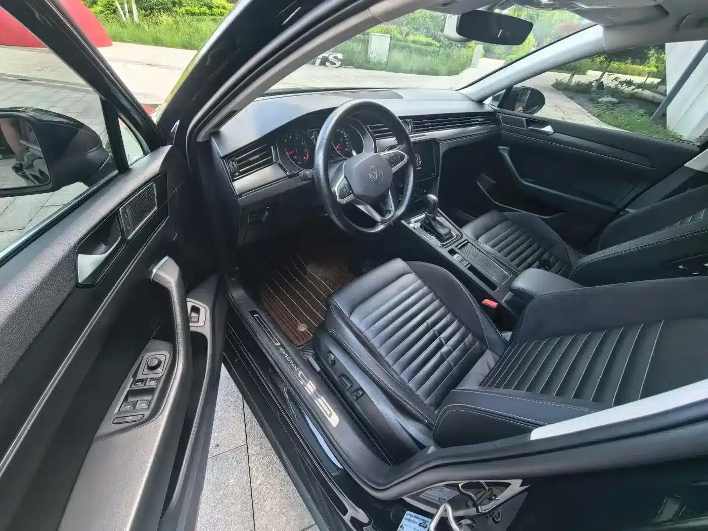 Volkswagen Passat 2021 330TSI DSG 30th Anniversary Edition — миниатюра 4