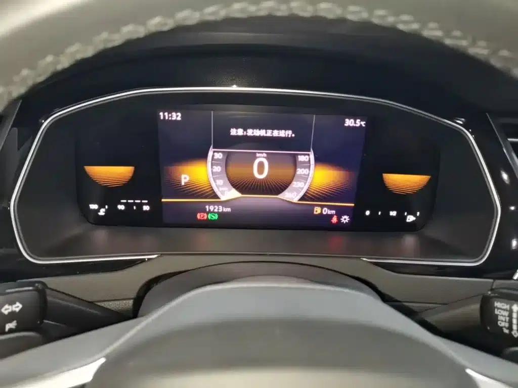 Volkswagen Magotan 2023 2 Millionth Unit Commemorative Edition 280TSI DSG Comfort Model — миниатюра 8