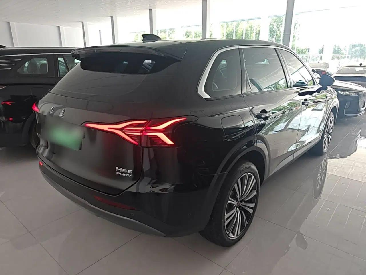 Hongqi HS6 PHEV 2026 240 Smart Hybrid Version — миниатюра 6