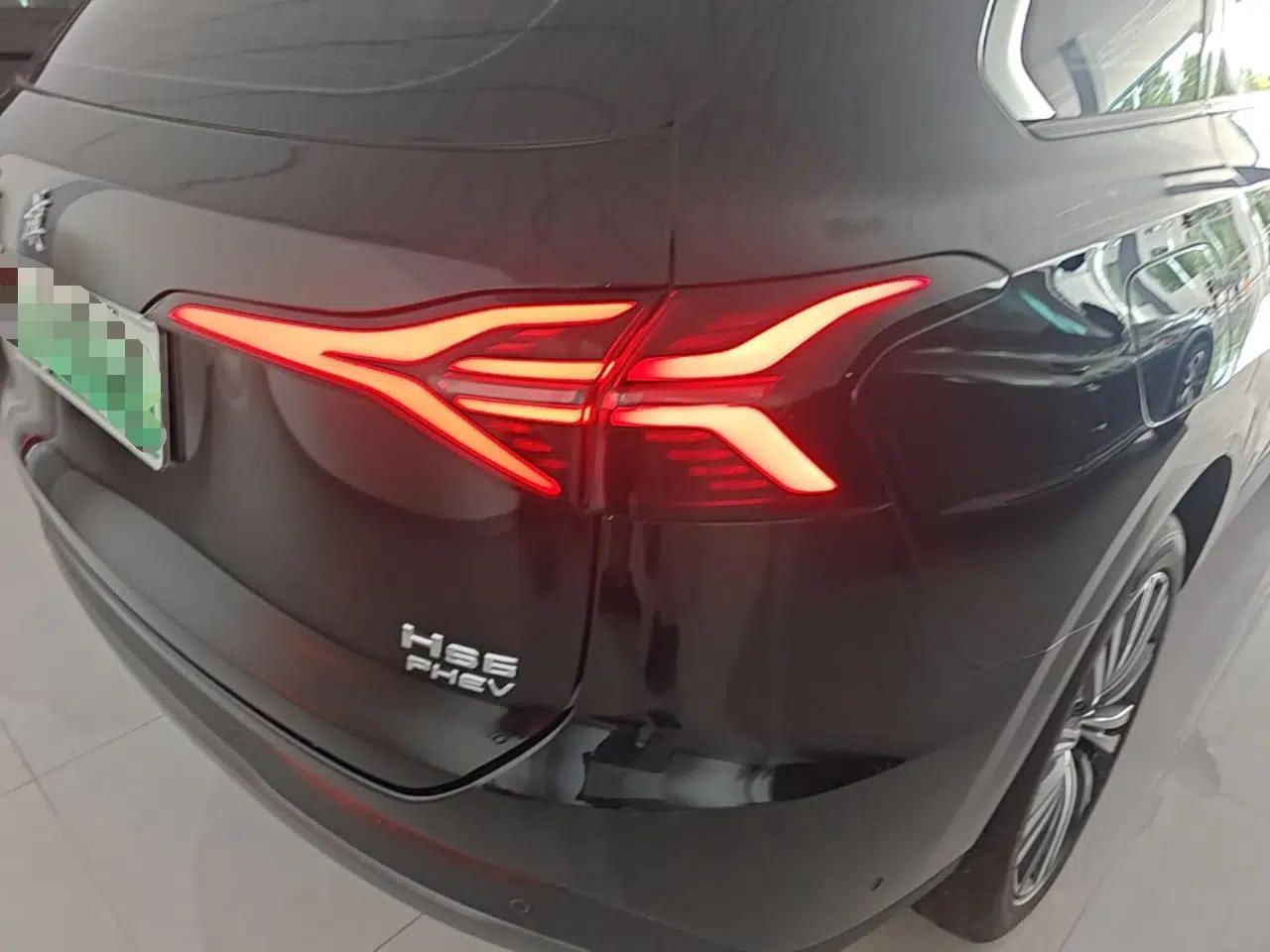 Hongqi HS6 PHEV 2026 240 Smart Hybrid Version — миниатюра 9