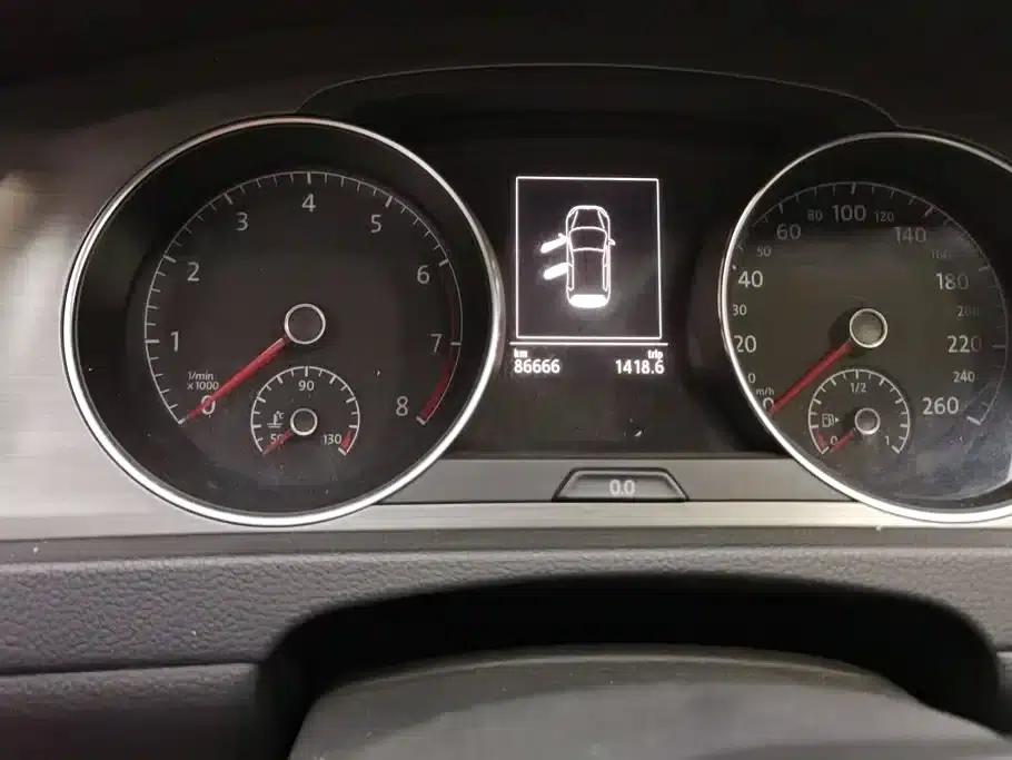 2015 Golf 1.4TSI Automatic Comfort — миниатюра 14