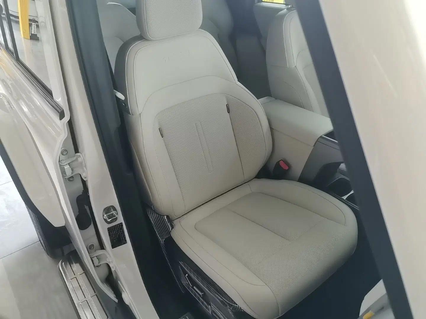 iCAR V23 2025 550 Two-Wheel Drive Intelligent Driving Version — миниатюра 19