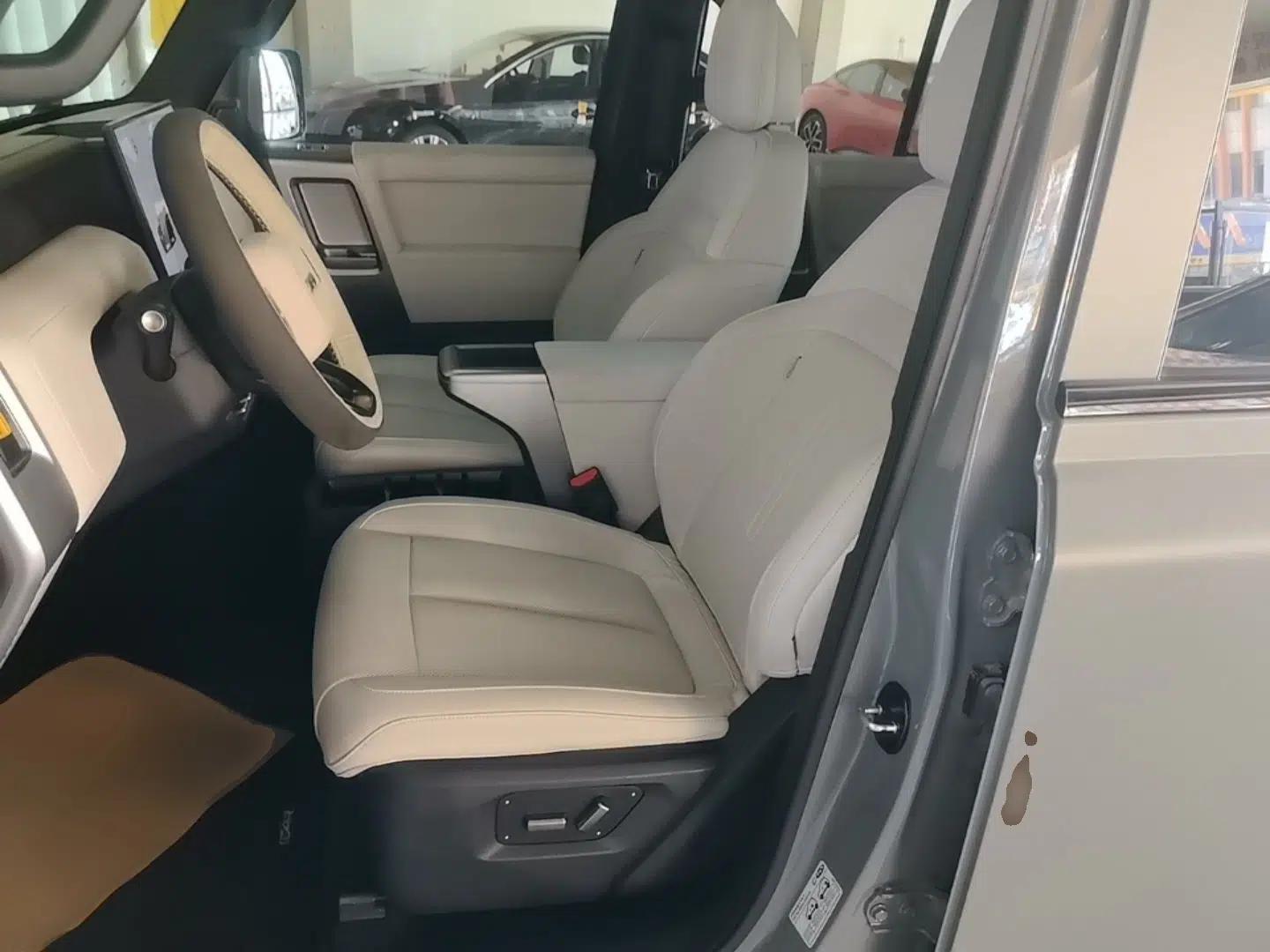 iCAR V23 2025 501 Four-Wheel Drive Intelligent Driving Version — миниатюра 17