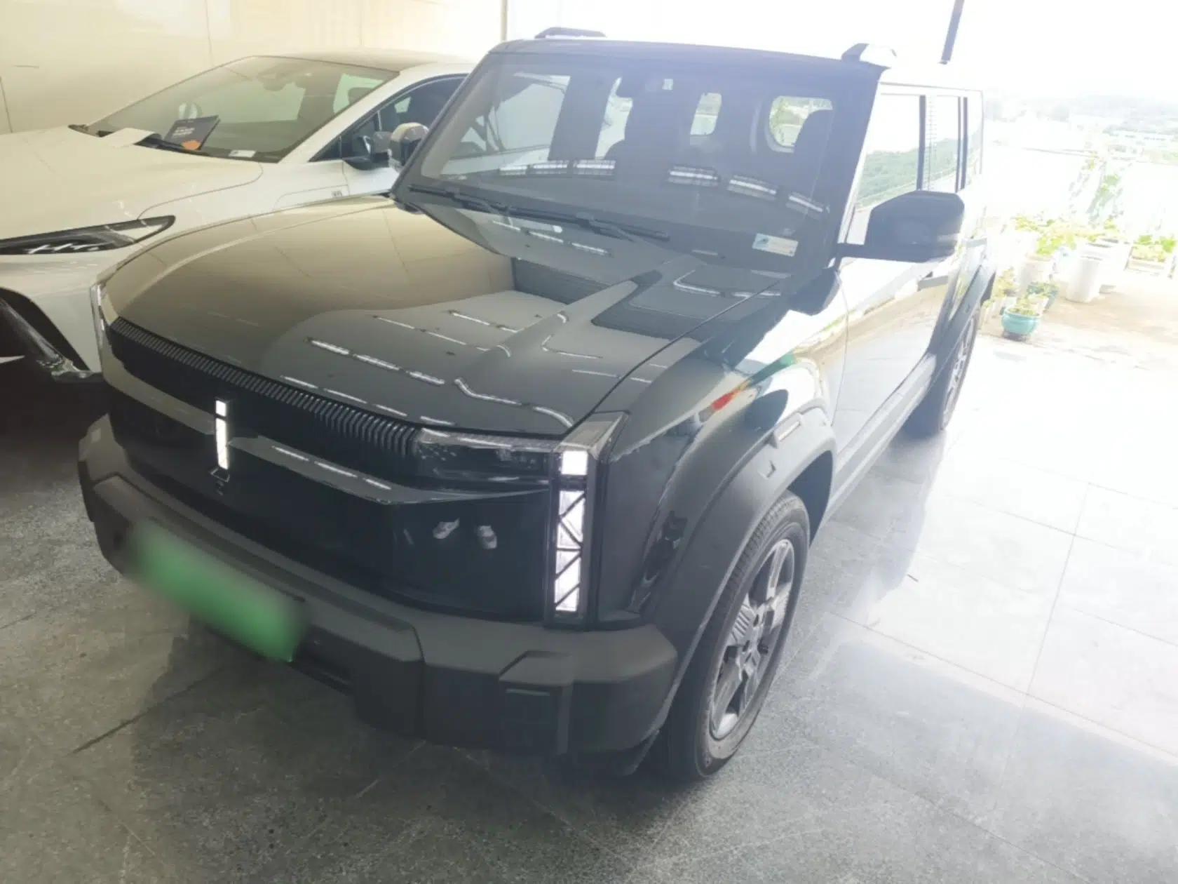 iCAR 03 2024 501km Two-Wheel Drive Long-Range Version — миниатюра 1