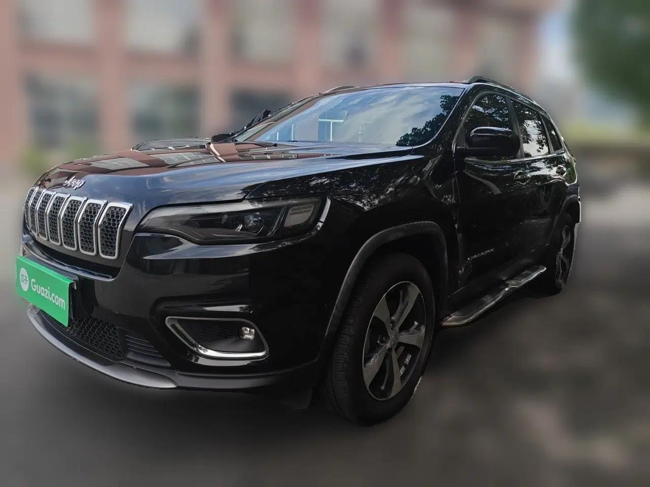 Jeep Cherokee 2019 2.0T Four-Wheel Drive Exploration Edition + Autonomous Driving Smart Package China V — миниатюра 1