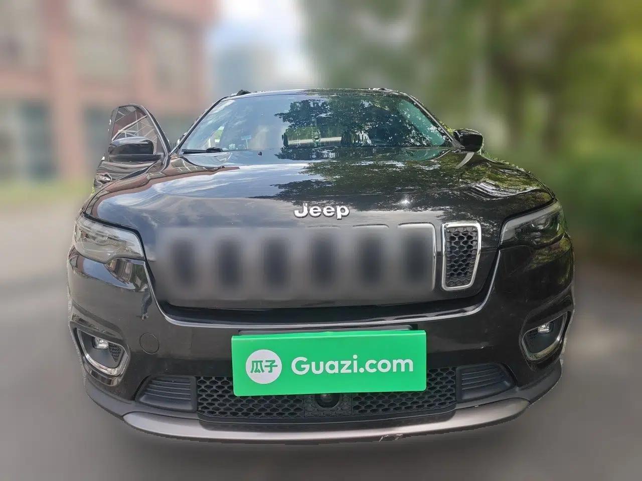 Jeep Cherokee 2019 2.0T Four-Wheel Drive Exploration Edition + Autonomous Driving Smart Package China V — миниатюра 2